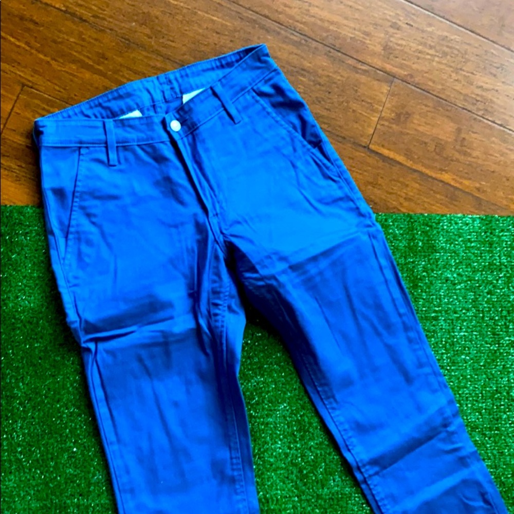 NEVER WORN Levi’s cycling pant w/ reflective cuffs